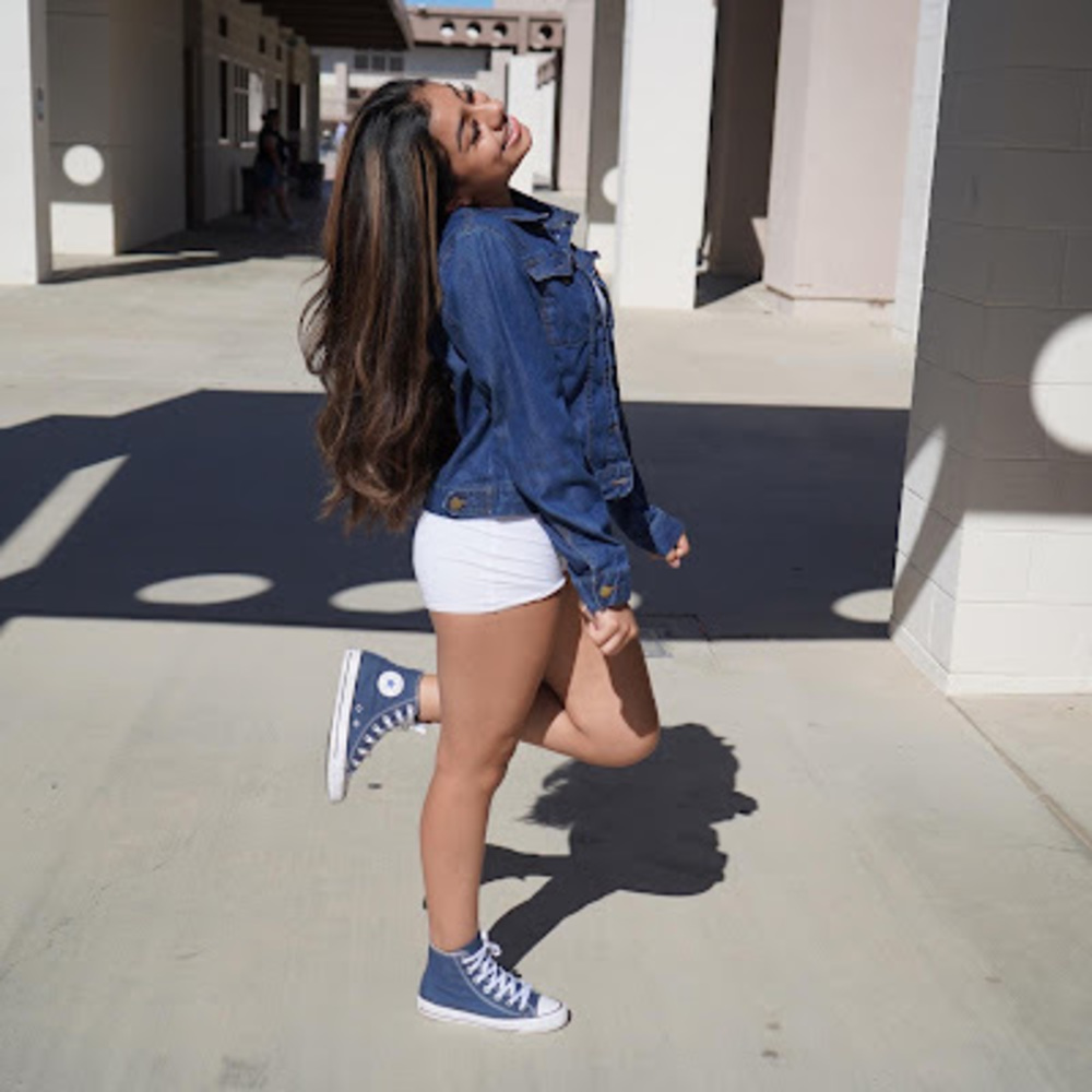 Meet your Posher, Eliana